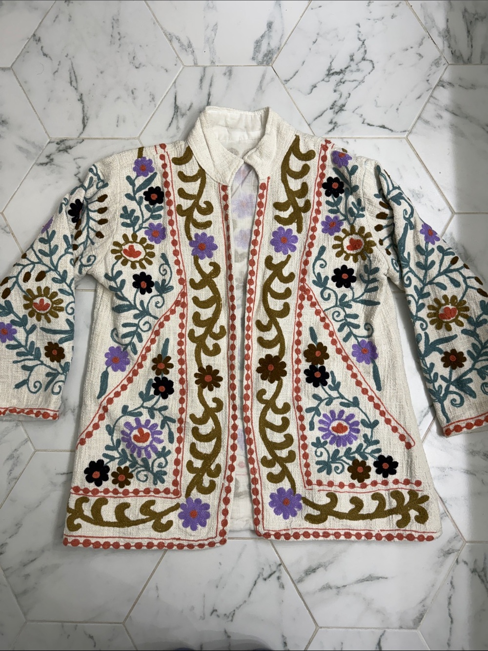 NWOT Suzani Embroidered Floral Ivory Cardigan Jacket Small